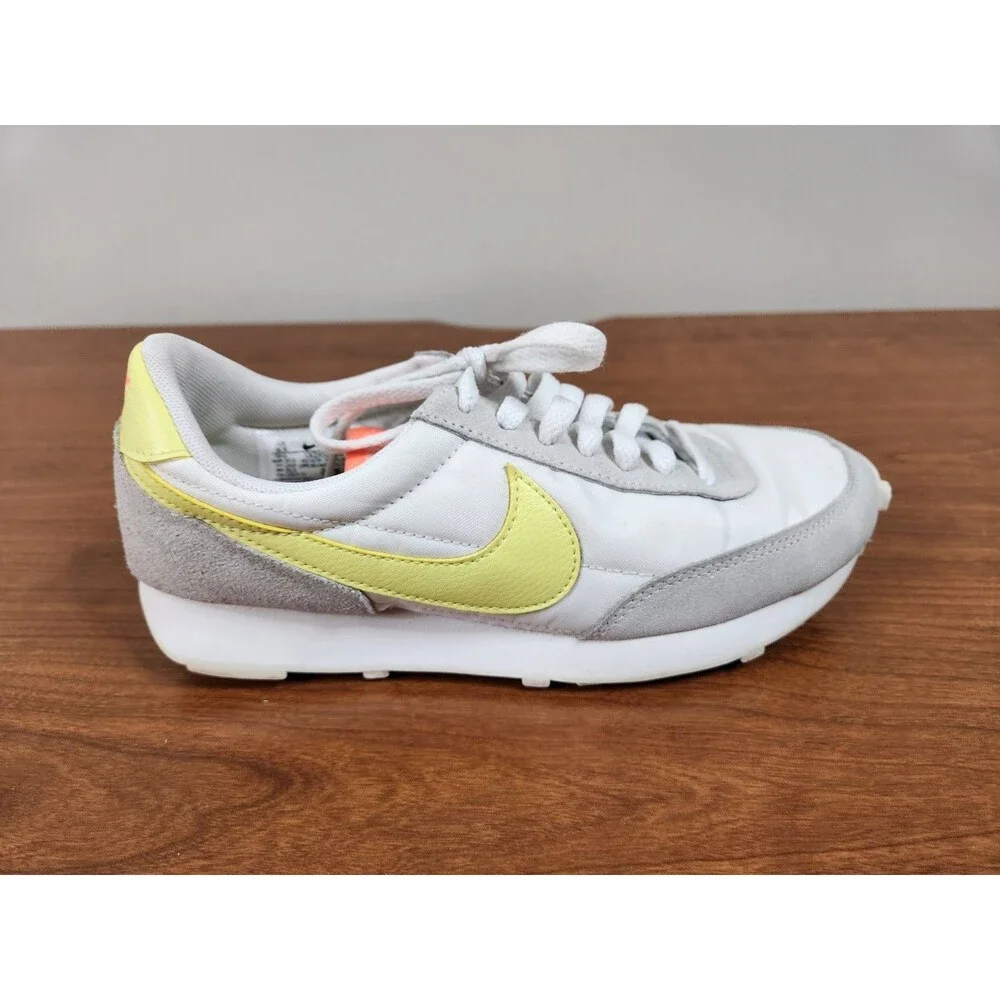 Nike Women's Daybreak Ivory W/ Yellow Logo Sneakers Style #CK2351-104 Size 6.5